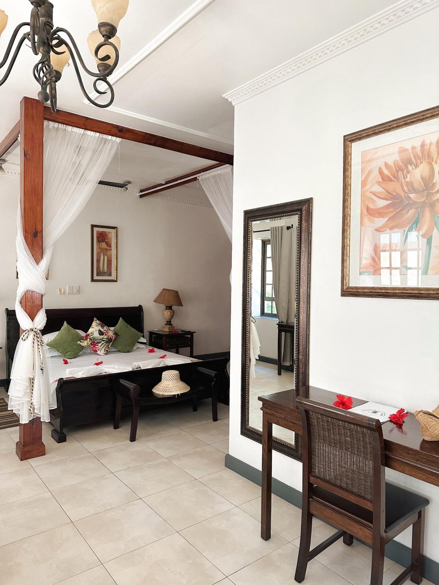 Hotel Chateau St Cloud La Digue Eksteriør bilde